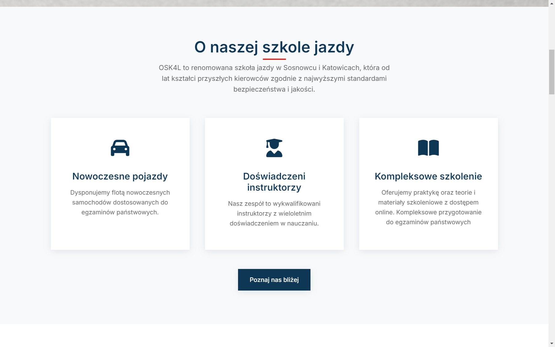 Strona szkoły jazdy na laptopie - widok 2
